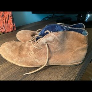 Flat shirt booties/sneakers